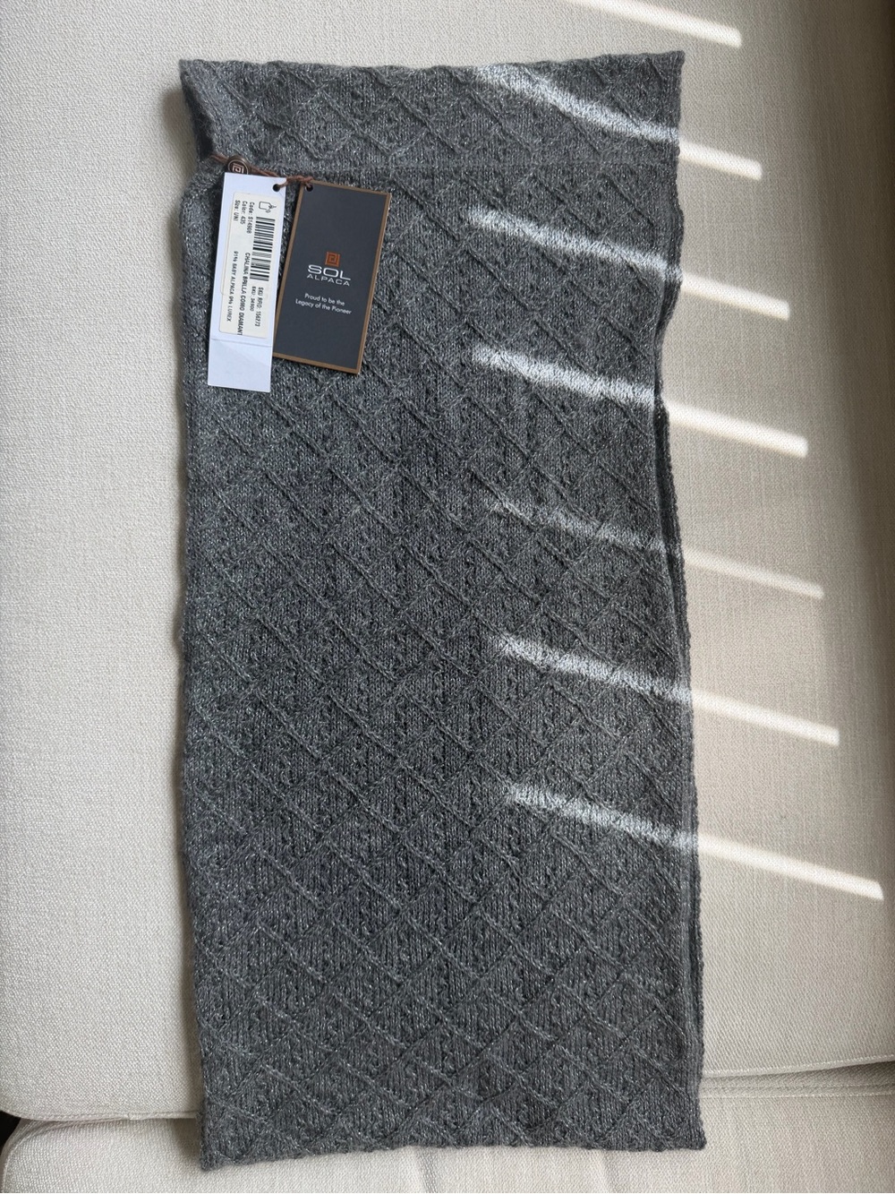 Sol Alpaca Diamond Knot Grey Infinity Scarf - Baby Alpaca NWT